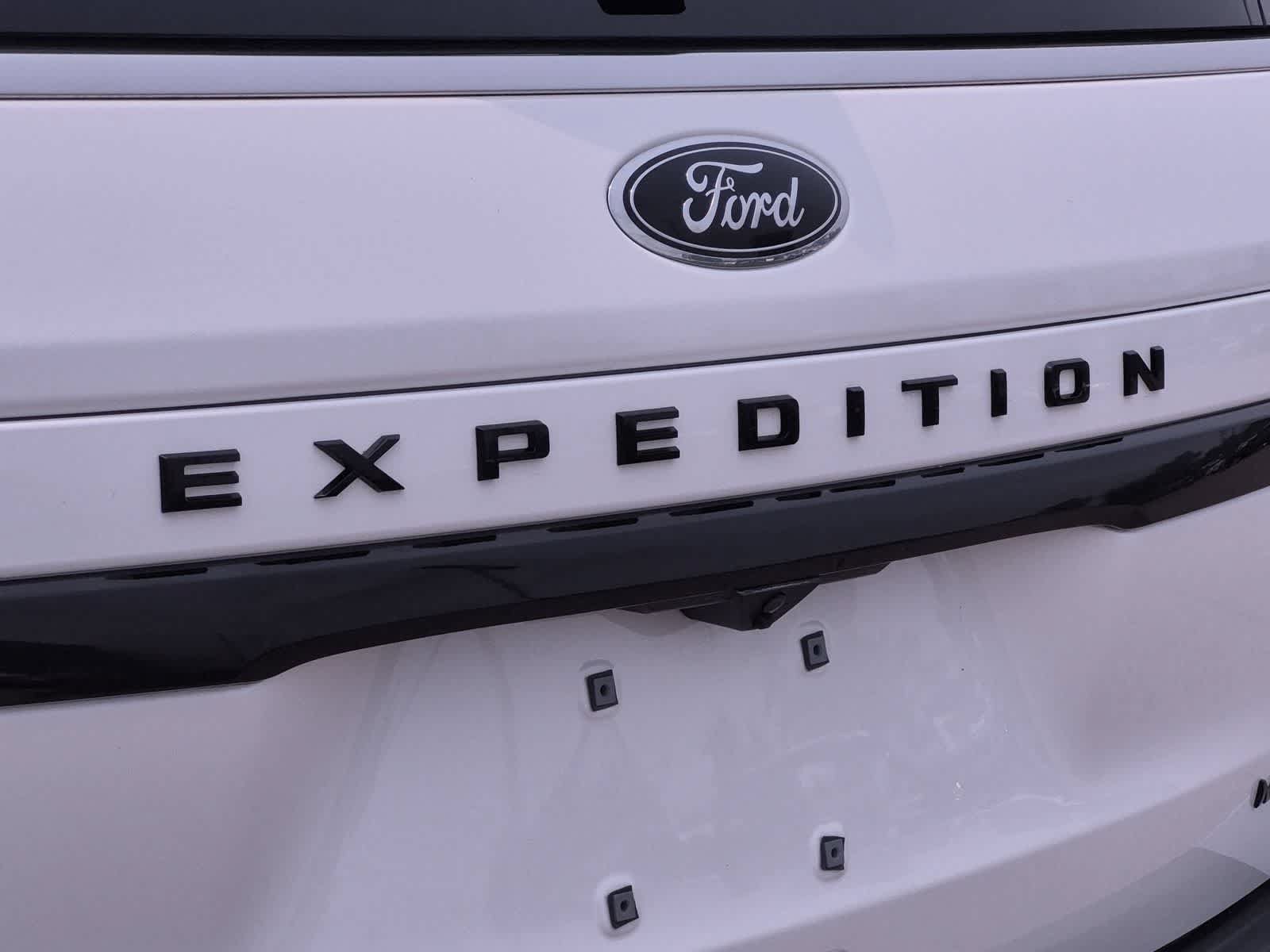 Certified 2024 Ford Expedition Max Limited AWD/4WD image 13