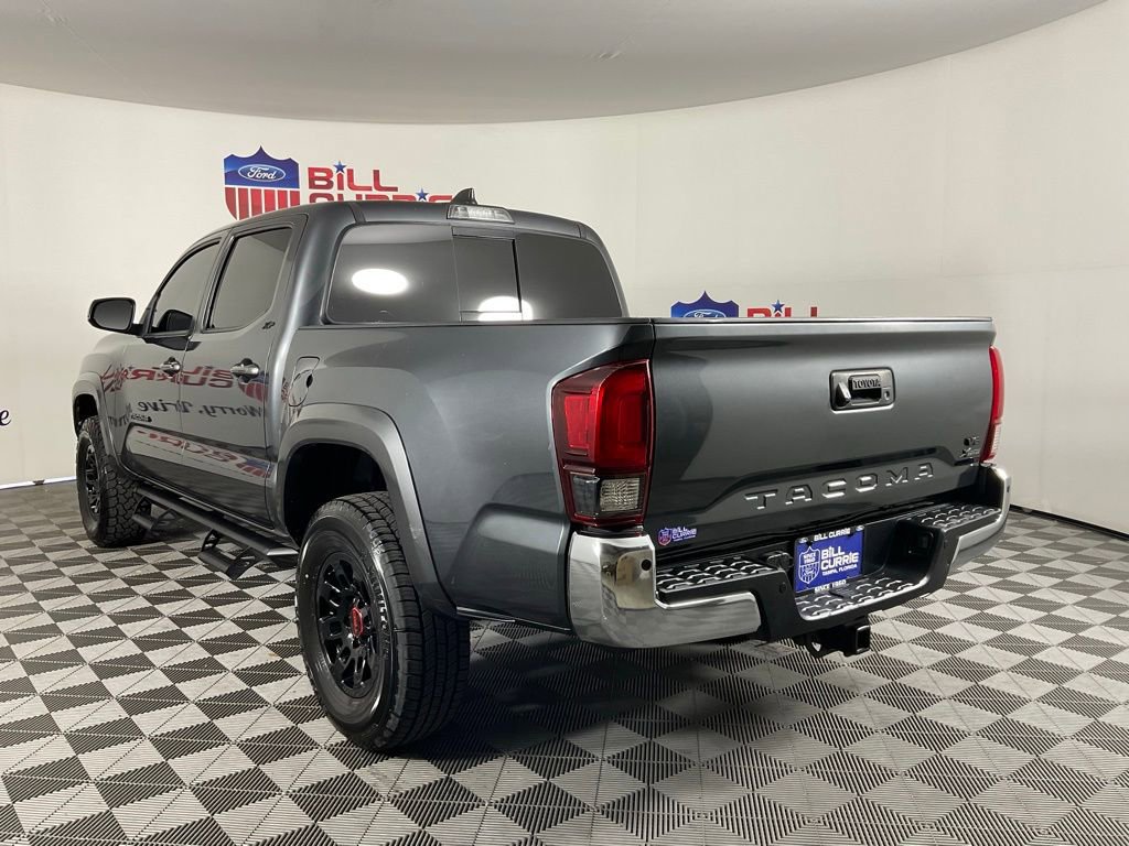 Used 2022 Toyota Tacoma SR5 RWD image 5