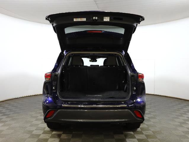 Used 2021 Toyota Highlander Limited w/ Protection Package #3 (TMS) image 24