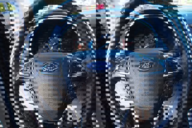 Certified 2019 Ford Edge Titanium w/ Equipment Group 301A image 22