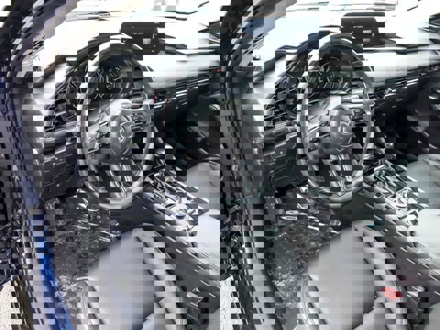 Used 2025 MAZDA MAZDA3 s image 11