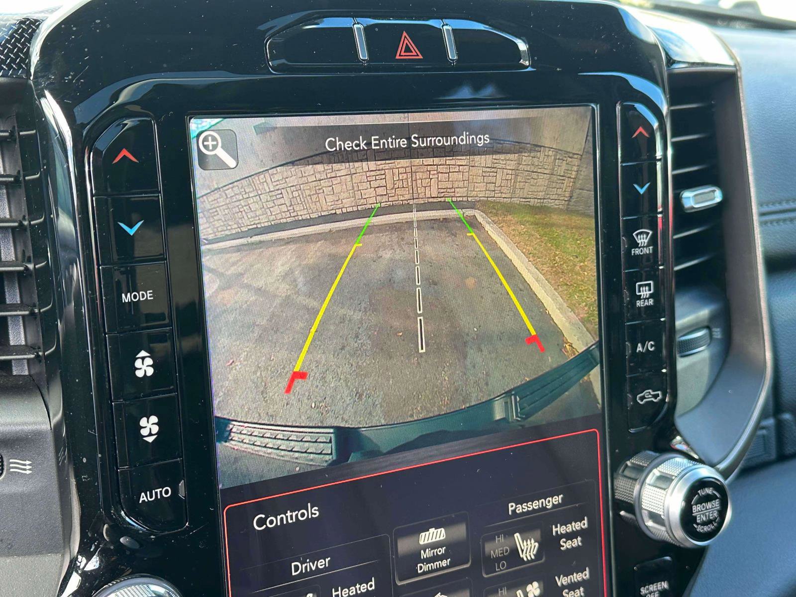 Used 2020 RAM 1500 Sport w/ Leather & Sound Group image 27