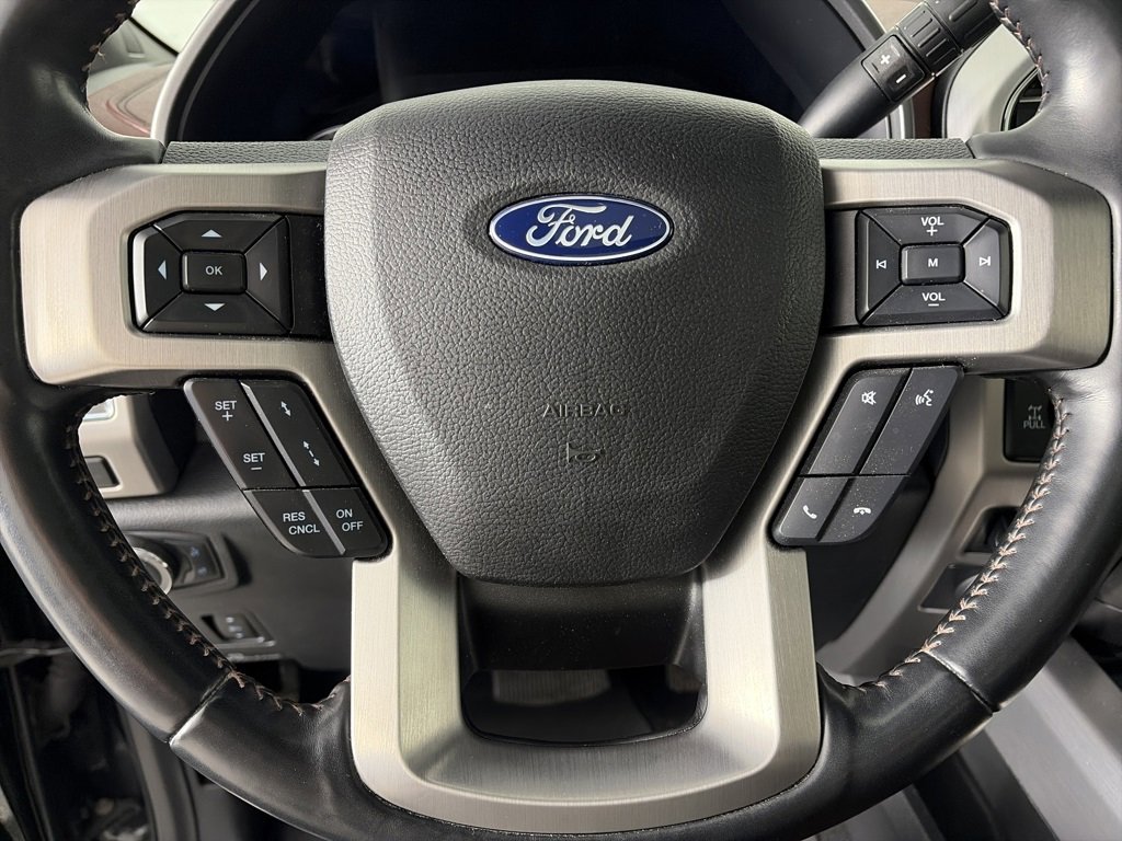 Certified 2020 Ford F350 Platinum w/ Tremor Off-Road Package image 16
