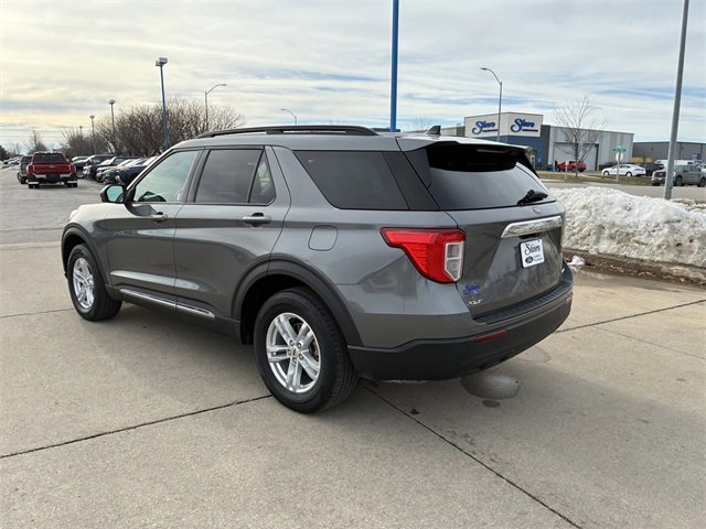 Certified 2022 Ford Explorer XLT image 6