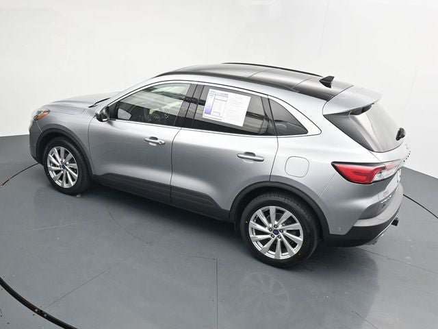 Certified 2022 Ford Escape Titanium w/ Titanium Elite Package AWD/4WD image 23