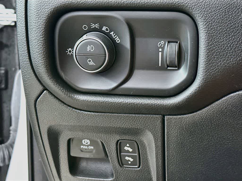 Used 2023 RAM 1500 Big Horn AWD/4WD image 27
