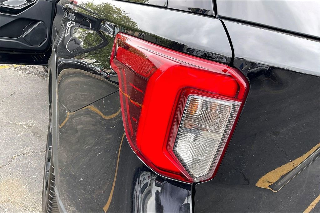 Certified 2022 Ford Explorer ST w/ Equipment Group 401A AWD/4WD image 28
