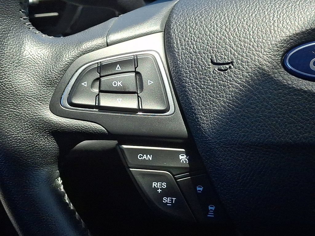 Certified 2019 Ford Escape Titanium AWD/4WD image 22