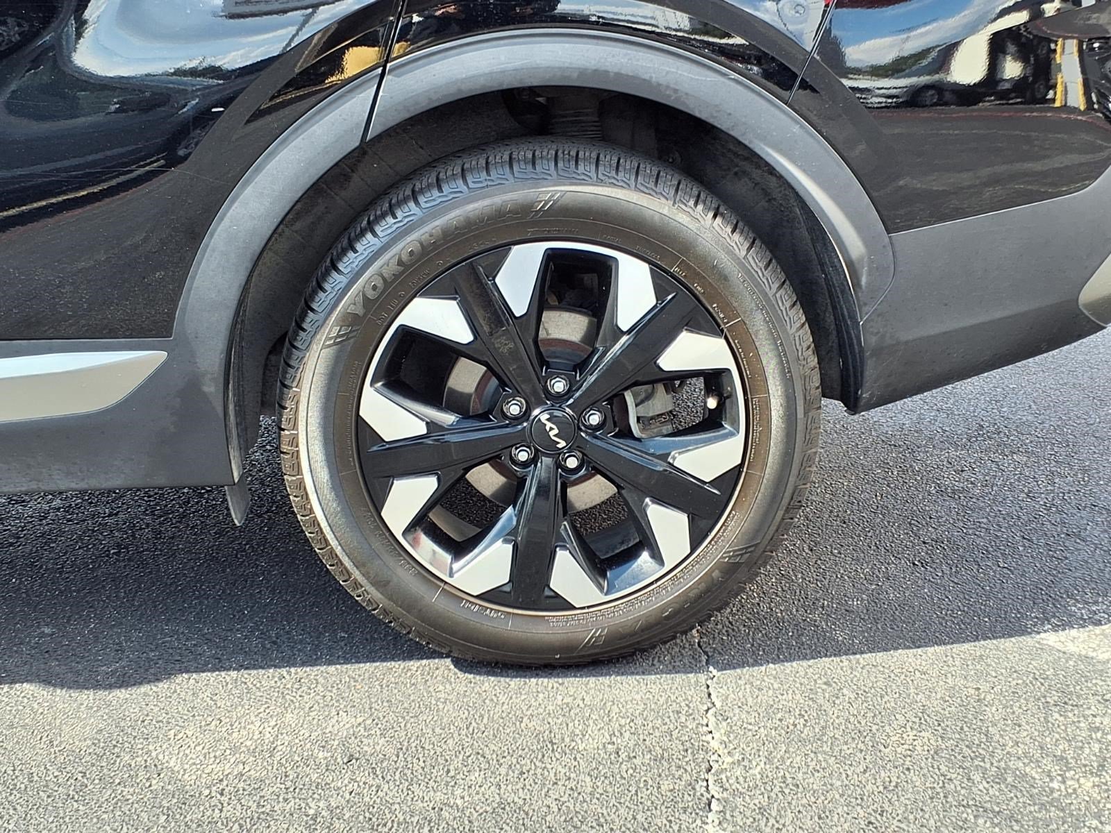 Used 2023 Kia Sportage X-Line w/ X-Line Premium Package AWD/4WD image 10