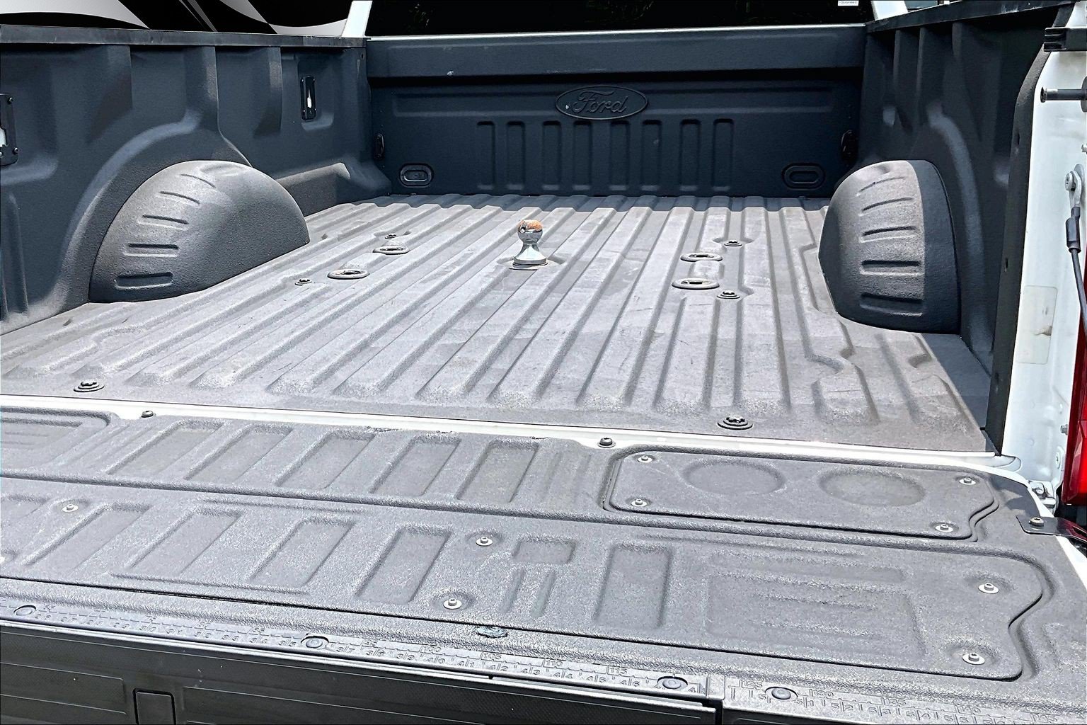Certified 2023 Ford F450 King Ranch w/ FX4 Off-Road Package AWD/4WD image 28