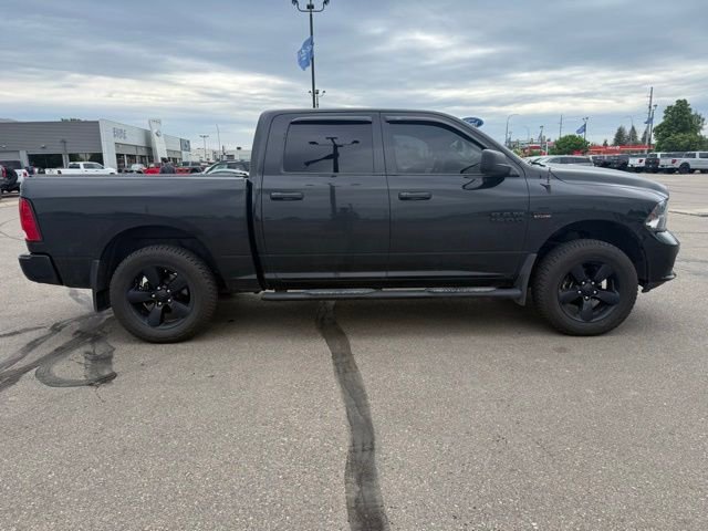 Used 2017 RAM 1500 Express w/ Black Ram 1500 Express Group AWD/4WD image 9