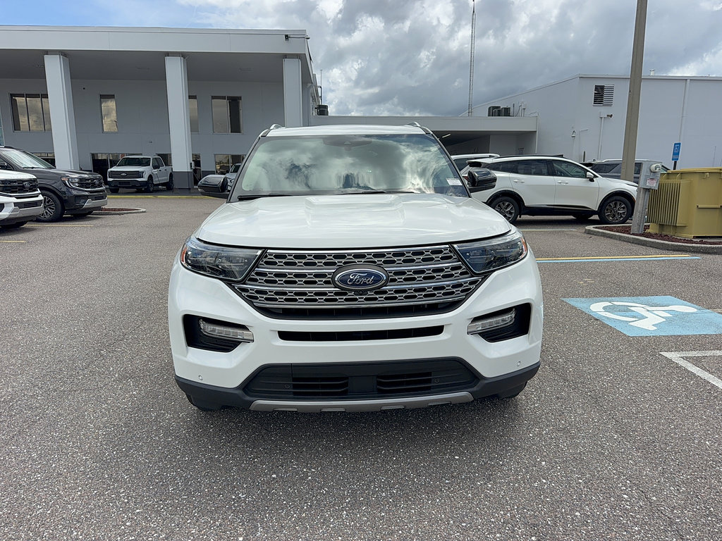 Certified 2022 Ford Explorer Limited w/ Hybrid Equipment Group 310A AWD/4WD image 3
