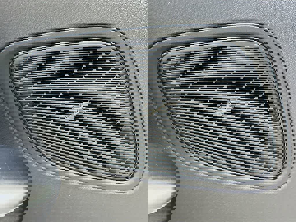 Used 2024 Mercedes-Benz GLC 300 4MATIC image 29