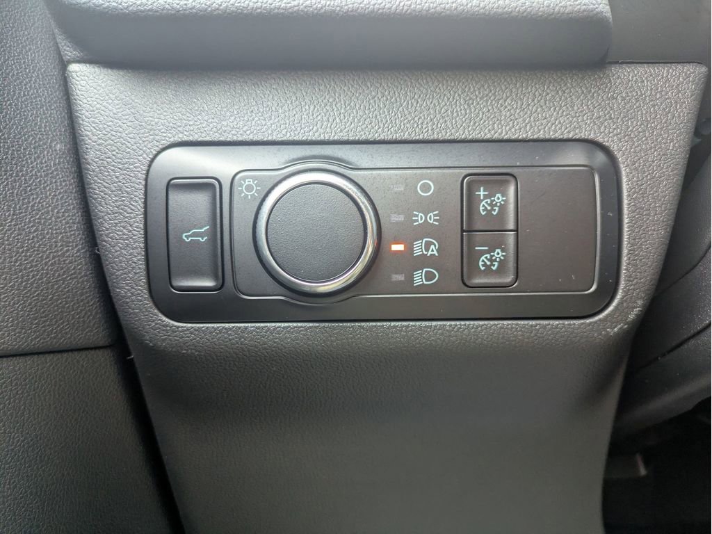 Certified 2025 Ford Escape ST-Line w/ Tech Pack #1 FWD image 24