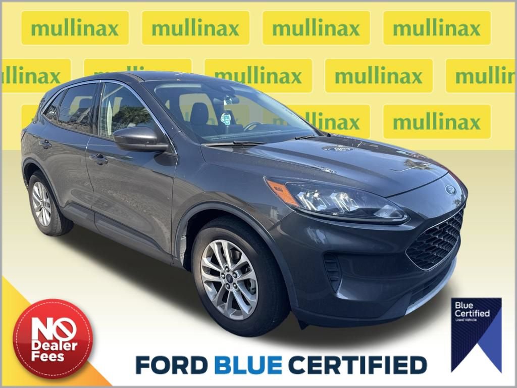 Certified 2020 Ford Escape SE FWD image 1