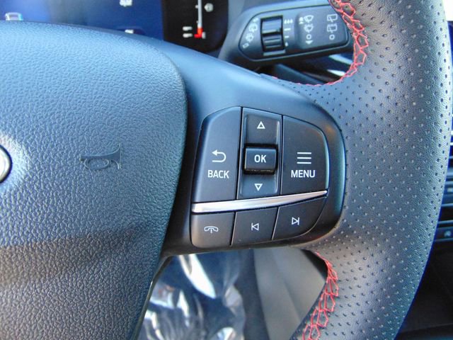 Certified 2023 Ford Escape ST-Line w/ Tech Pack #1 AWD/4WD image 18