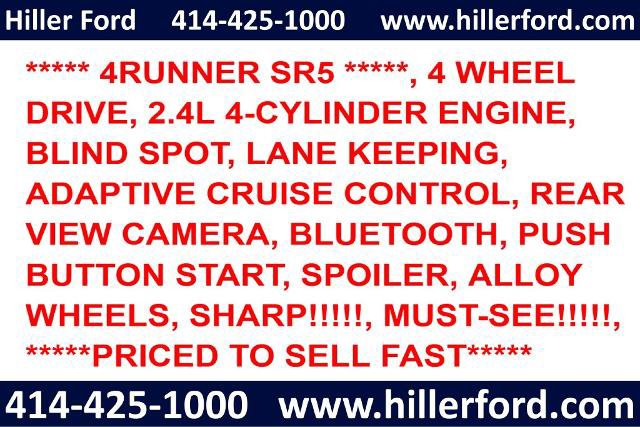 Used 2025 Toyota 4Runner SR5 AWD/4WD image 2