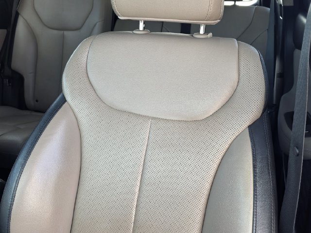 Used 2020 Hyundai Santa Fe Limited FWD image 14