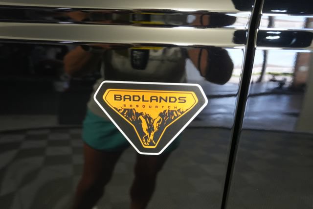 Certified 2024 Ford Bronco Badlands AWD/4WD image 24