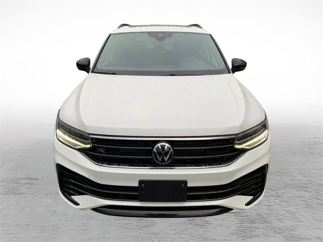 Used 2023 Volkswagen Tiguan SE R-Line FWD image 7