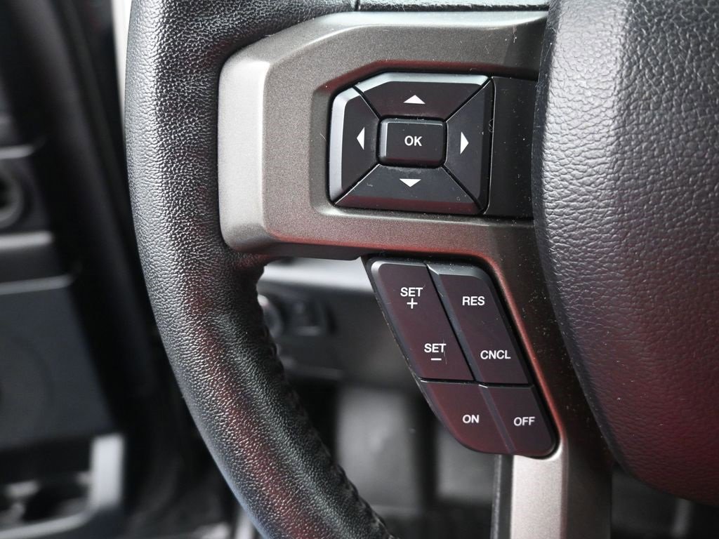 Certified 2020 Ford Expedition Max XLT image 15