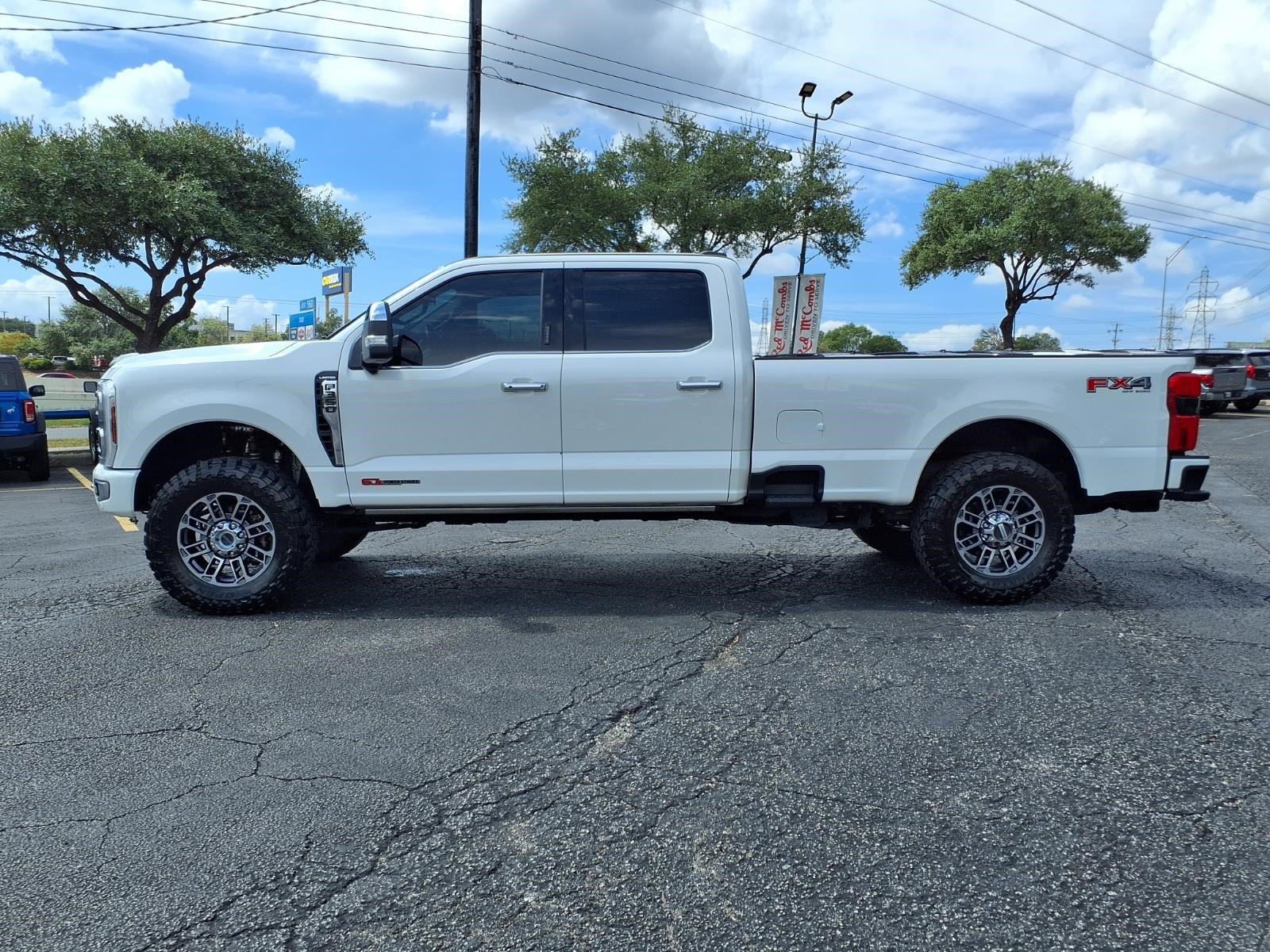 Certified 2024 Ford F350 Limited w/ FX4 Off-Road Package AWD/4WD image 9