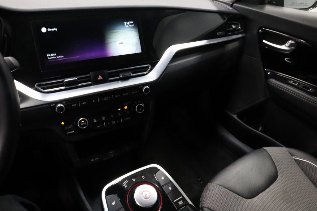Used 2022 Kia Niro EX w/ Cold Weather Package image 30