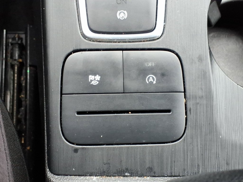 Certified 2024 Ford Escape Active AWD/4WD image 19