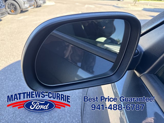 Used 2025 Kia Soul LX w/ LX Technology Package FWD image 8