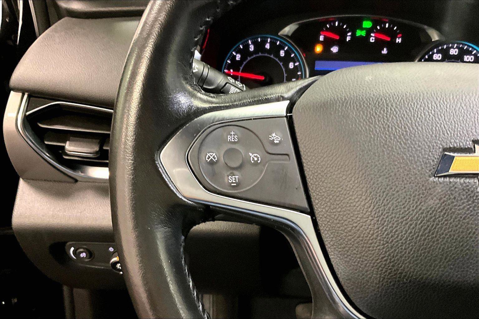 Used 2022 Chevrolet Traverse LT w/ LPO, Cargo Package image 17