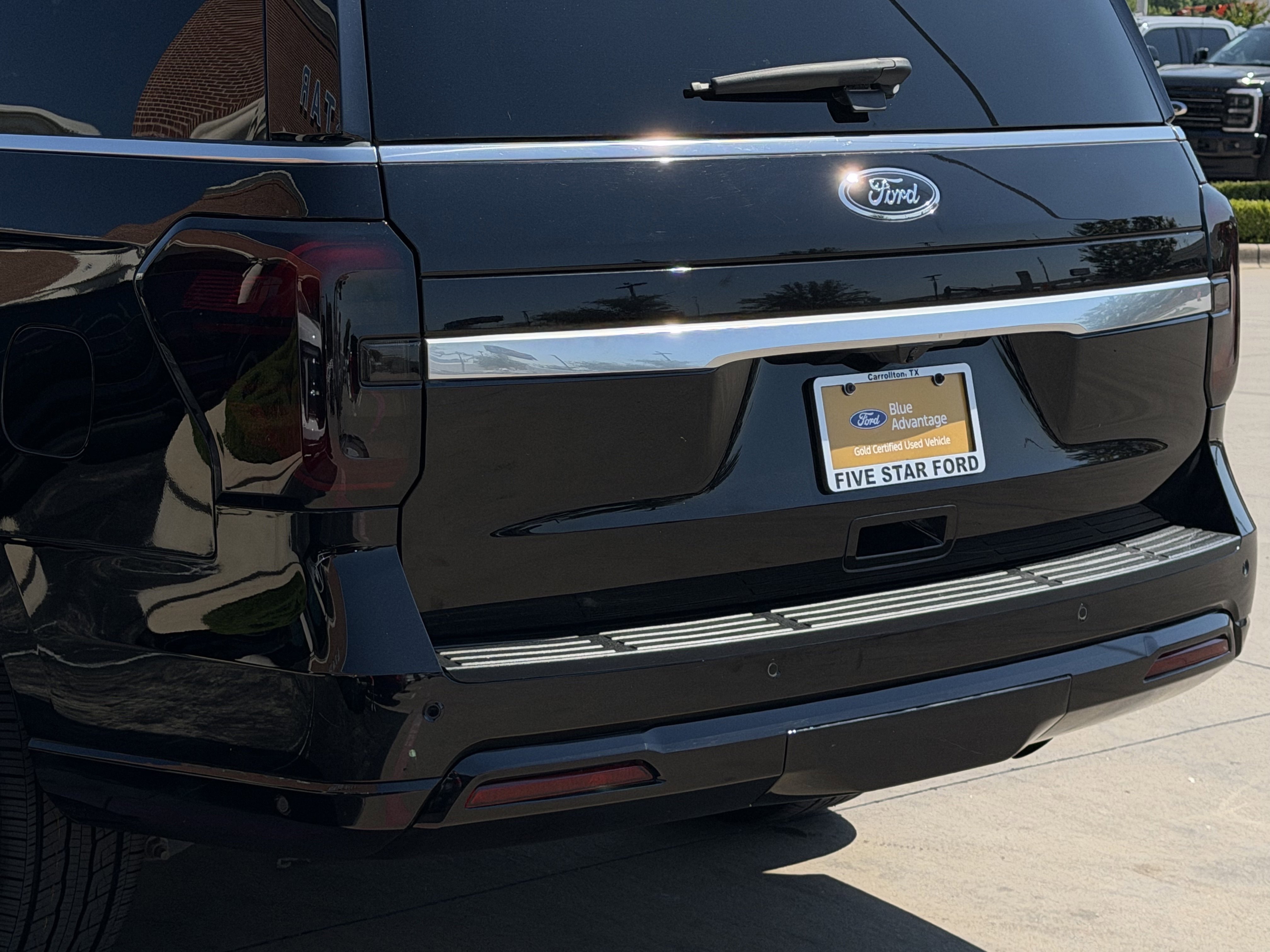 Certified 2024 Ford Expedition Max Platinum AWD/4WD image 7