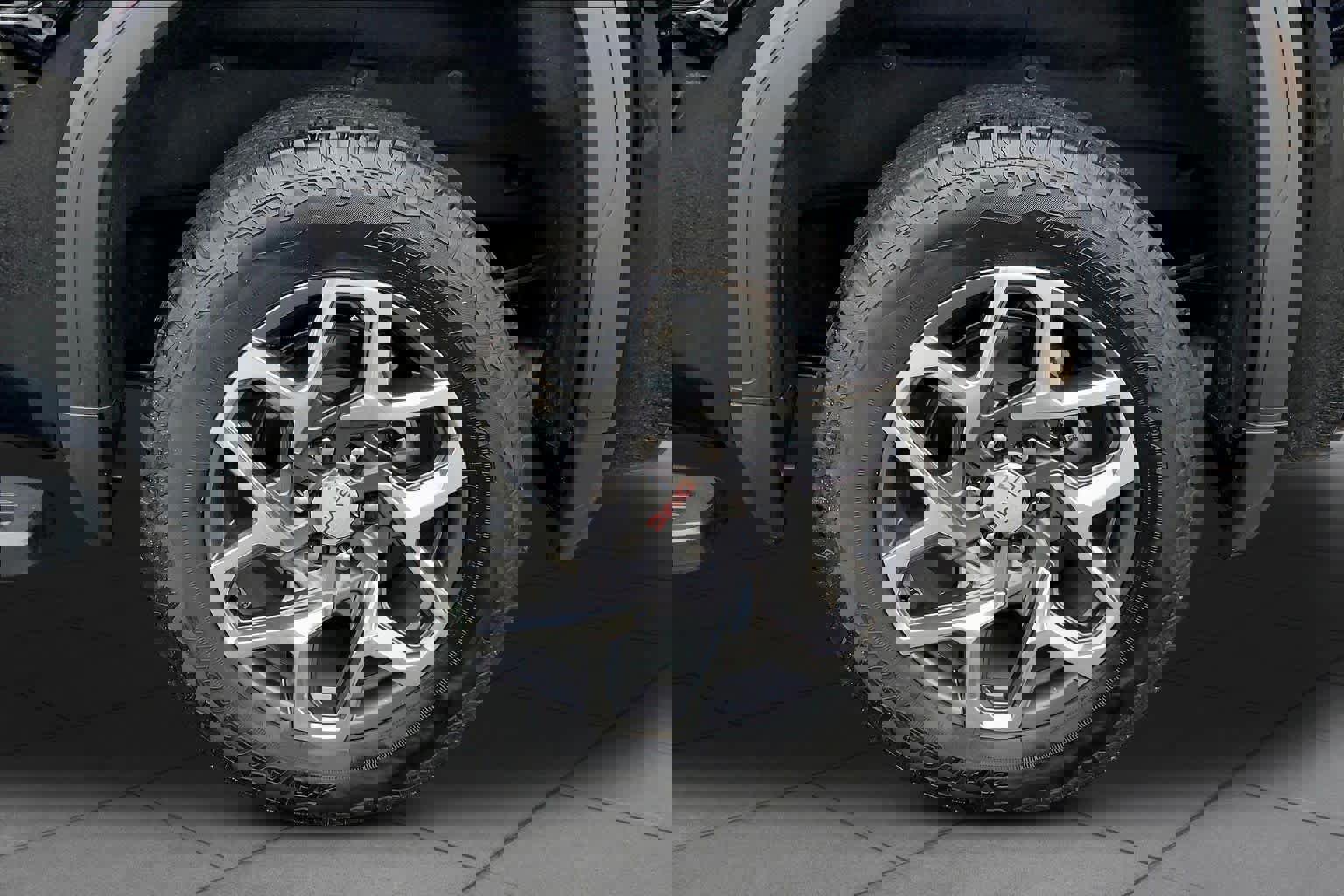 Used 2025 GMC Sierra 1500 SLT w/ SLT Premium Plus Package image 12