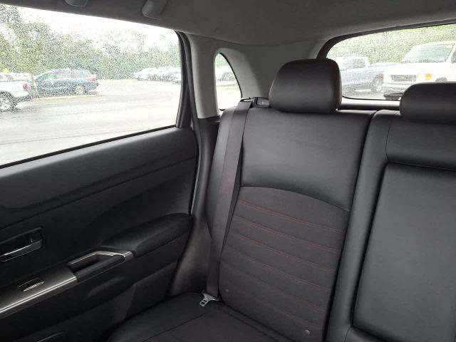 Used 2024 Mitsubishi Outlander Sport SE AWD/4WD image 12