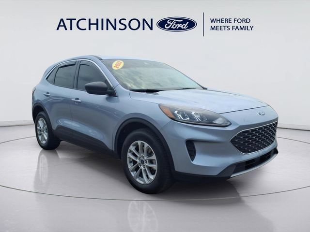 Certified 2022 Ford Escape SE w/ Convenience Package AWD/4WD image 3