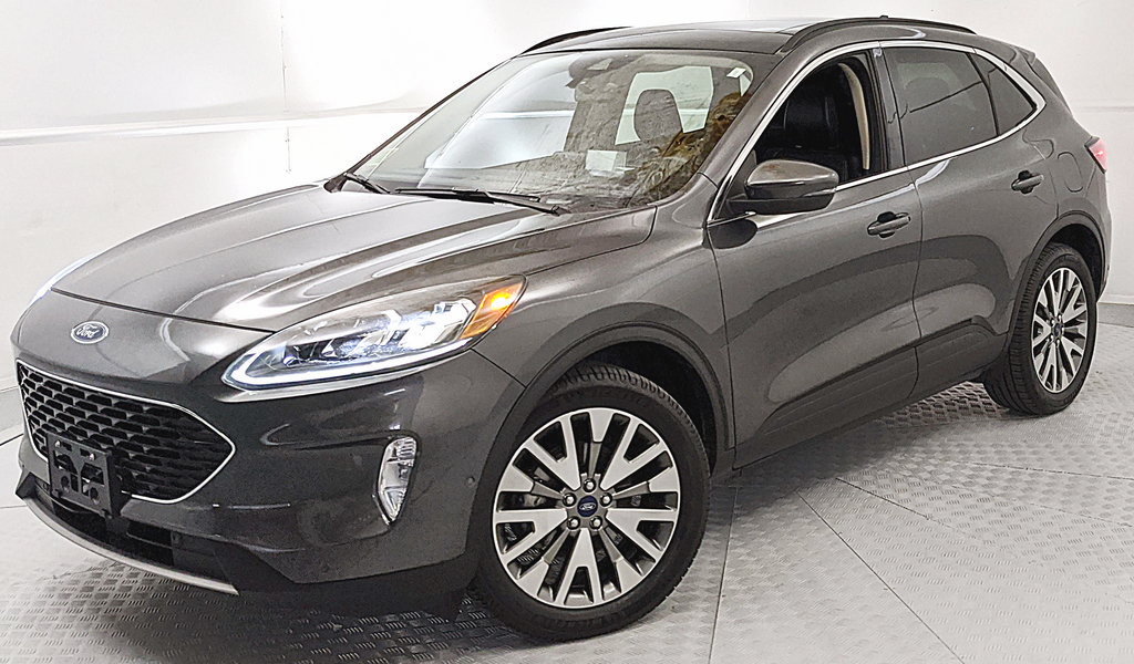 Certified 2020 Ford Escape Titanium w/ Titanium Premium Package 2.0 AWD/4WD image 6
