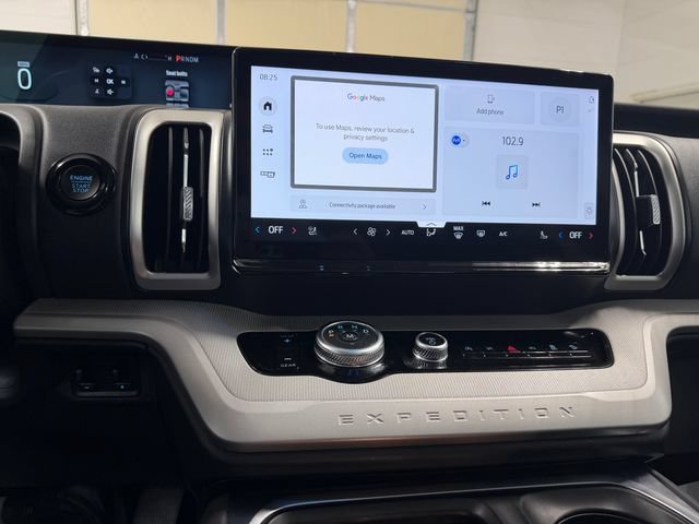 Certified 2025 Ford Expedition Active AWD/4WD image 11