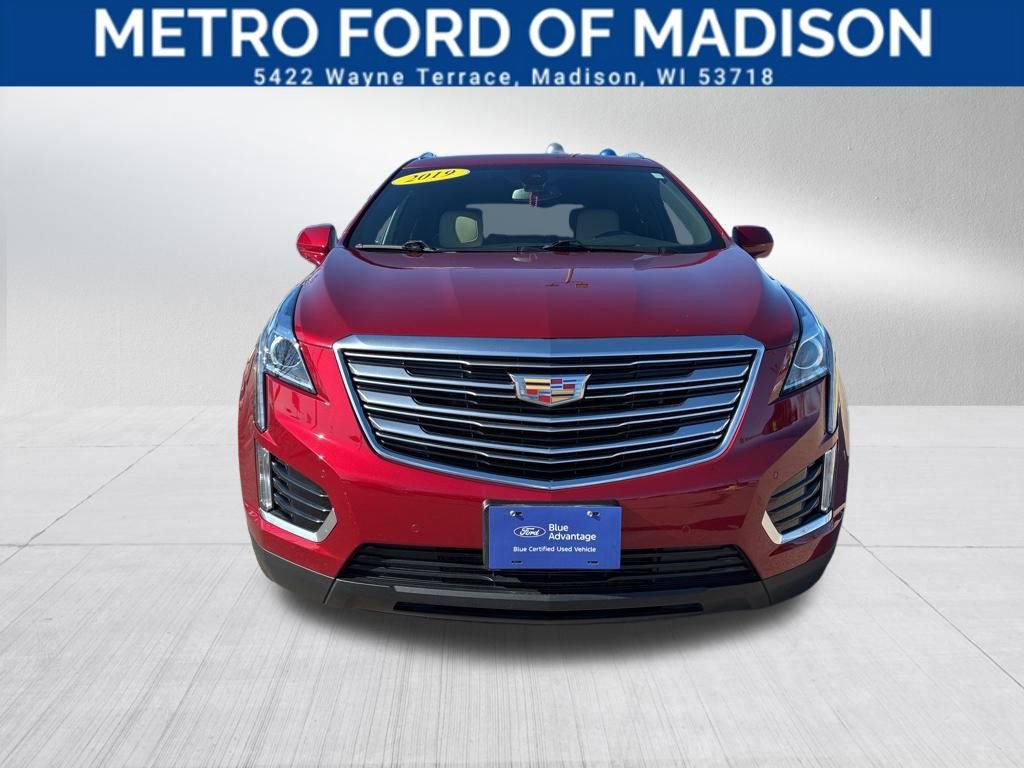 Used 2019 Cadillac XT5 Luxury image 3