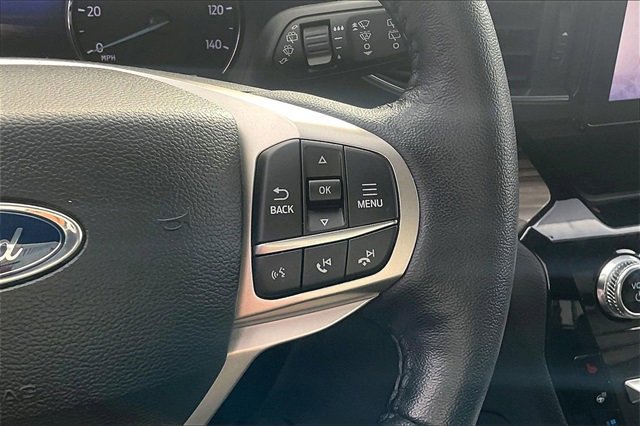 Certified 2022 Ford Explorer Limited w/ Hybrid Equipment Group 310A image 19