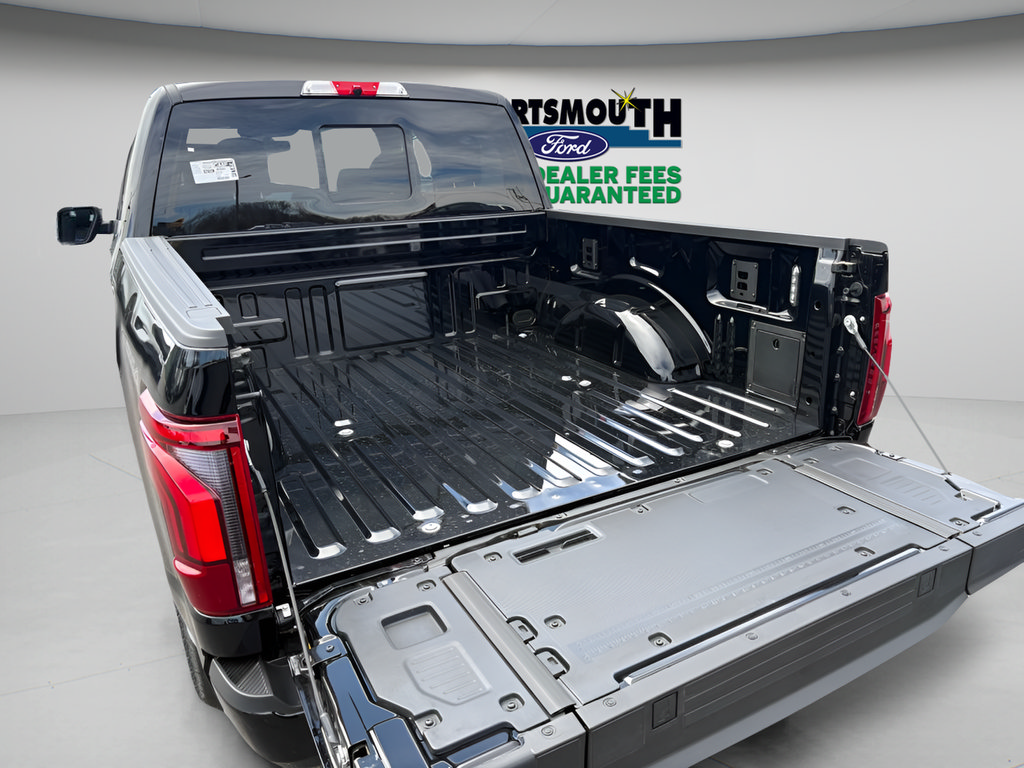 Certified 2025 Ford F150 Platinum w/ Equipment Group 702A High AWD/4WD image 13