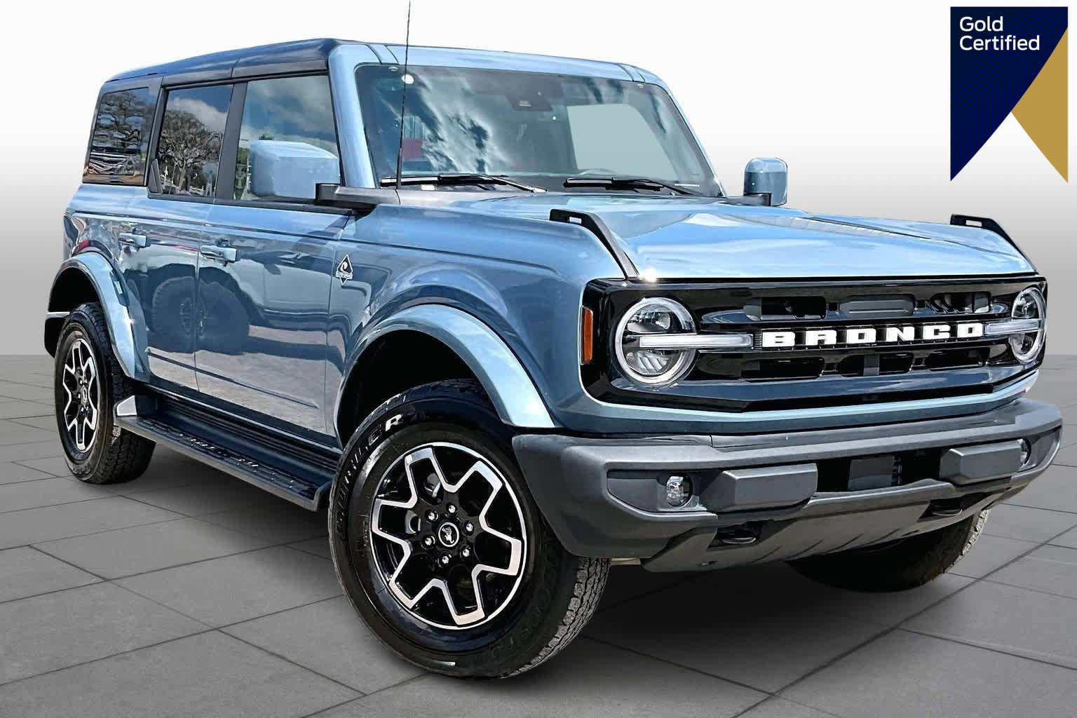 Certified 2025 Ford Bronco Outer Banks image 1