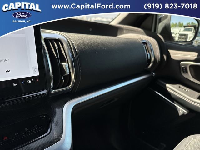 Certified 2025 Ford Expedition Max Platinum w/ Stealth Performance Package AWD/4WD image 29