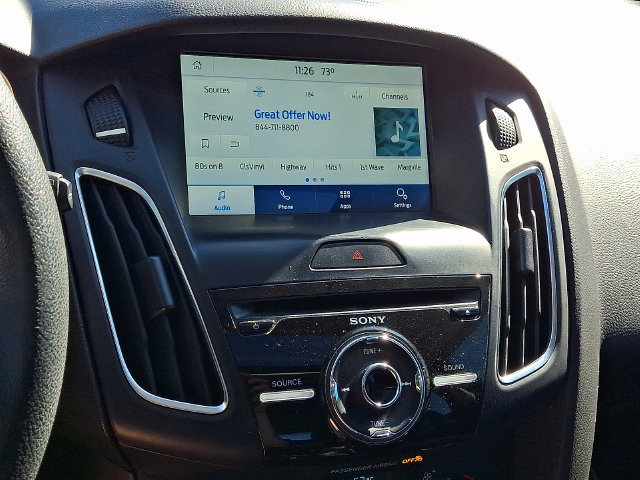 Certified 2018 Ford Focus SEL FWD image 17