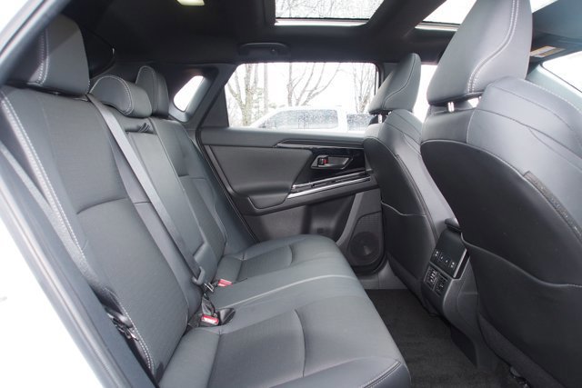 Used 2023 Toyota bZ4X FWD image 13