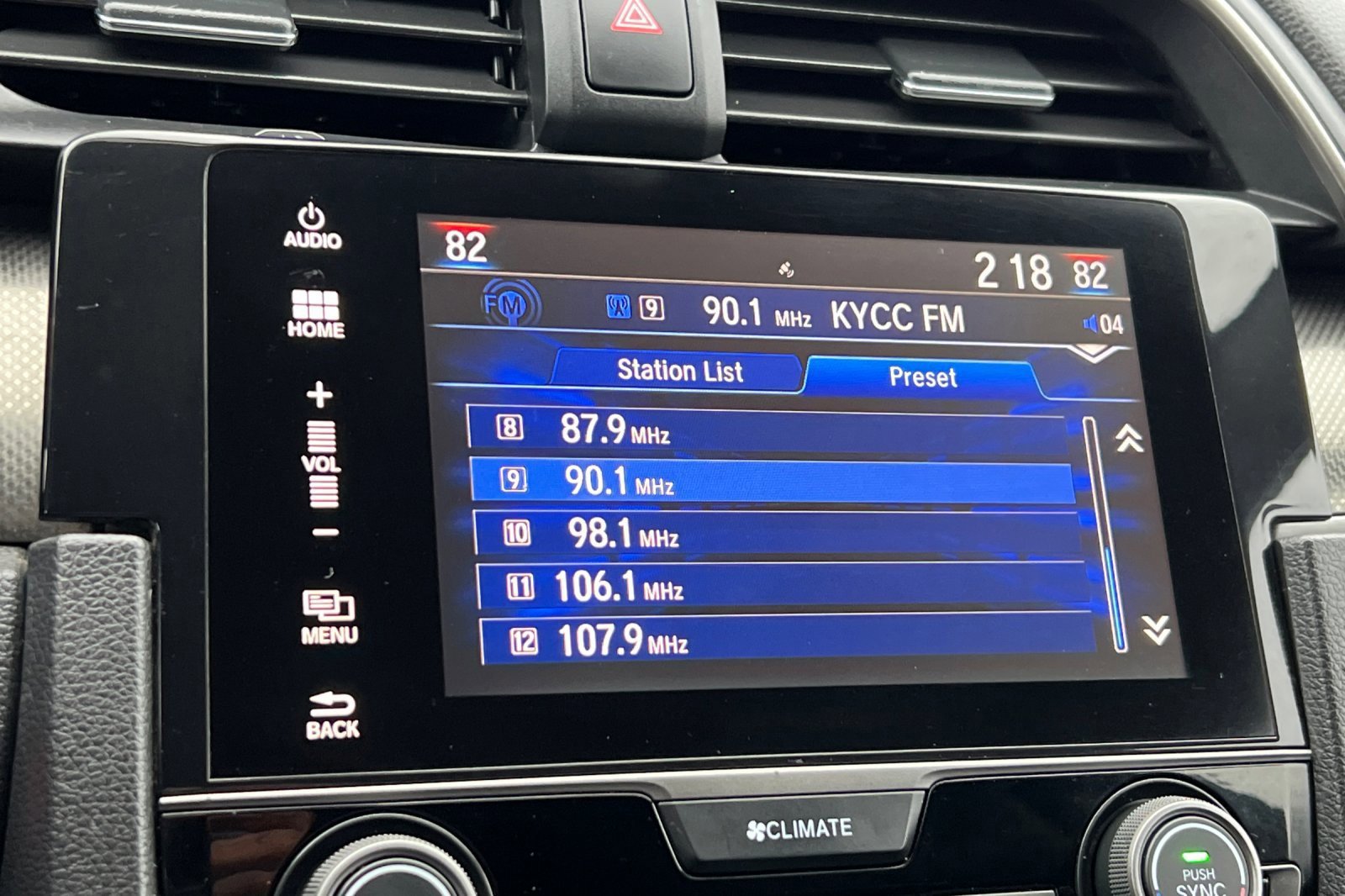 Used 2018 Honda Civic EX image 19