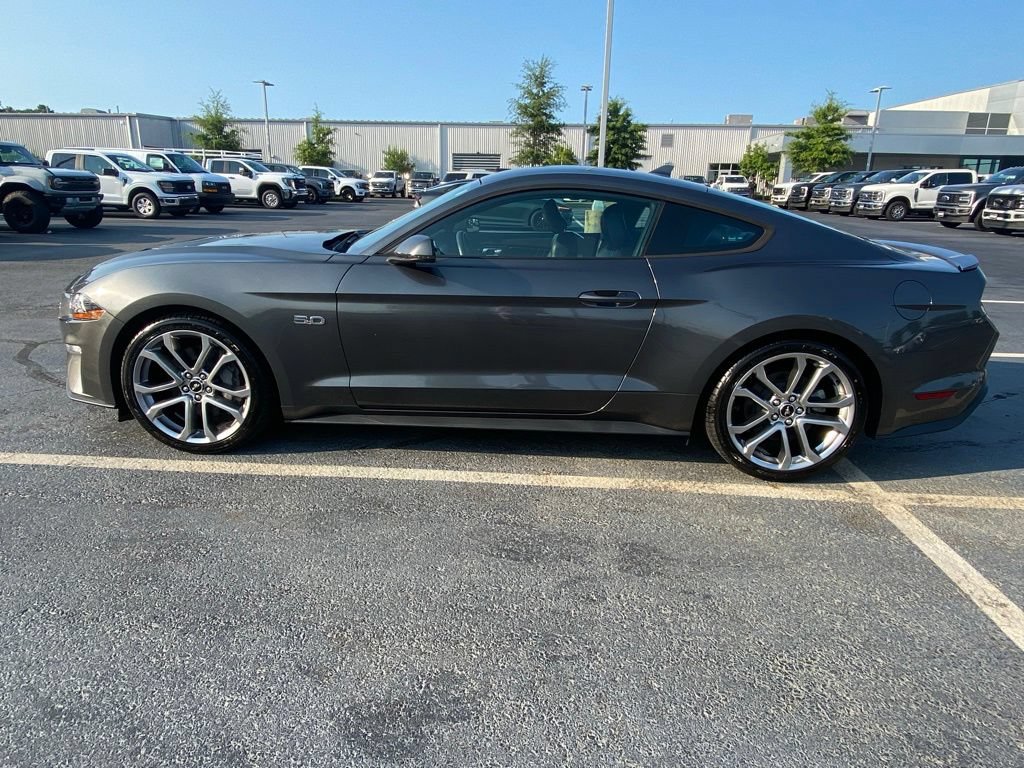 Certified 2020 Ford Mustang GT Premium RWD image 4