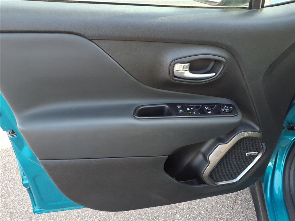 Used 2021 Jeep Renegade Limited w/ Sun & Sound Group image 13
