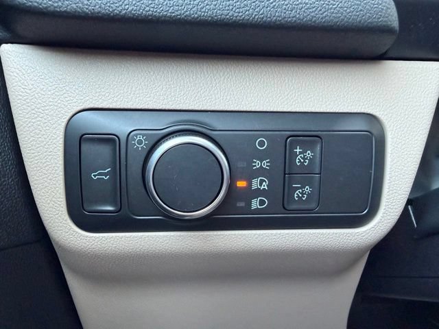 Certified 2022 Ford Escape SE w/ SE Sport Appearance Package AWD/4WD image 25