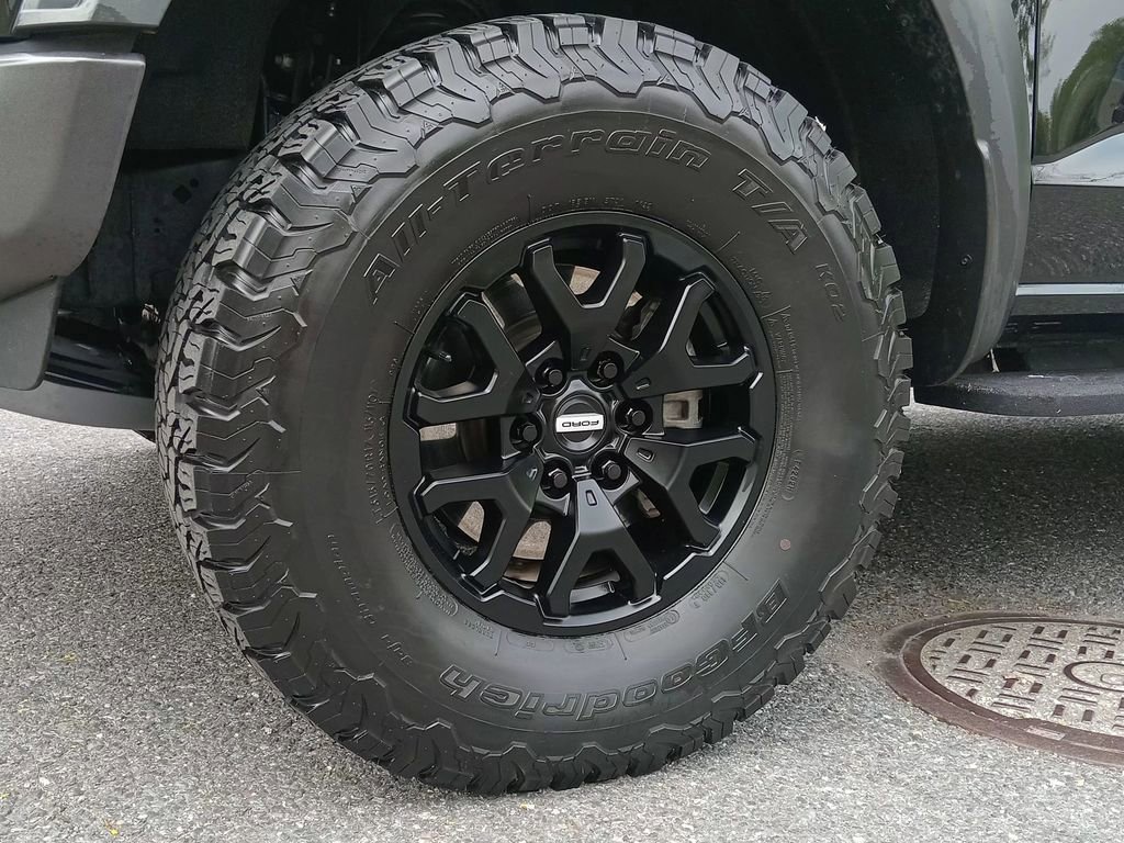 Certified 2022 Ford F150 Raptor w/ Equipment Group 801A High image 13