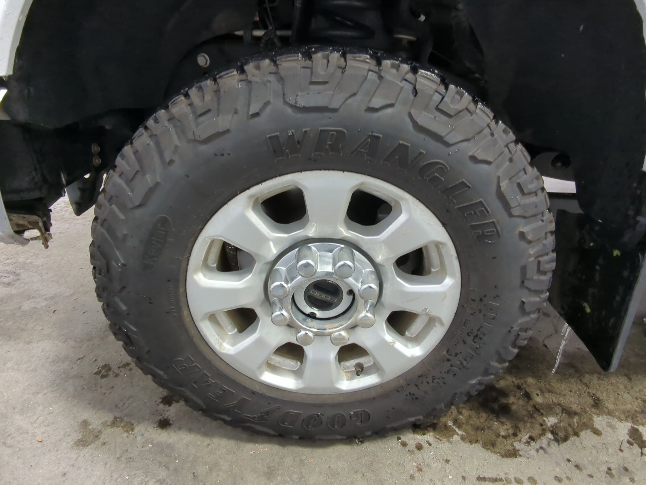 Certified 2023 Ford F350 XLT w/ 360-Degree Camera Package image 11