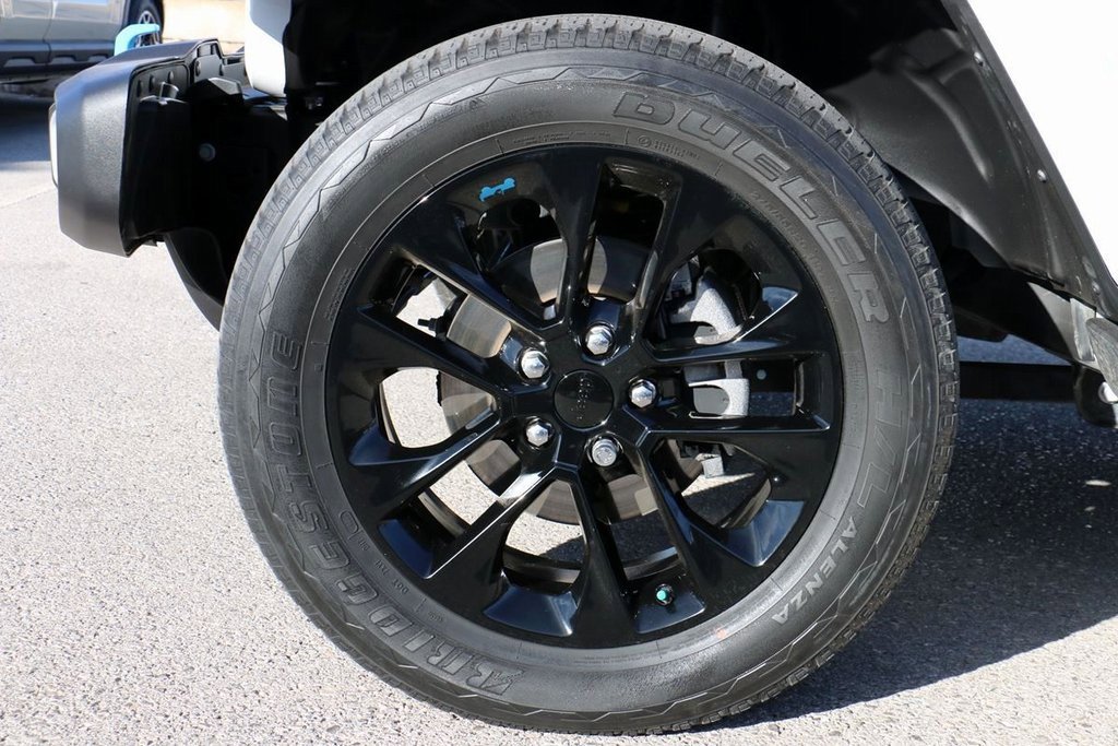 Used 2023 Jeep Wrangler Unlimited Sahara w/ Cold Weather Group image 13